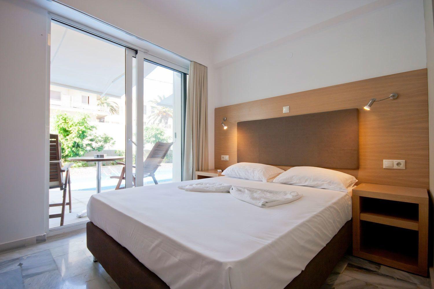 Liberty Hotel Ретимно Екстериор снимка