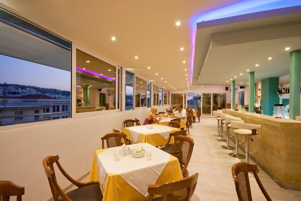 Liberty Hotel Ретимно Екстериор снимка