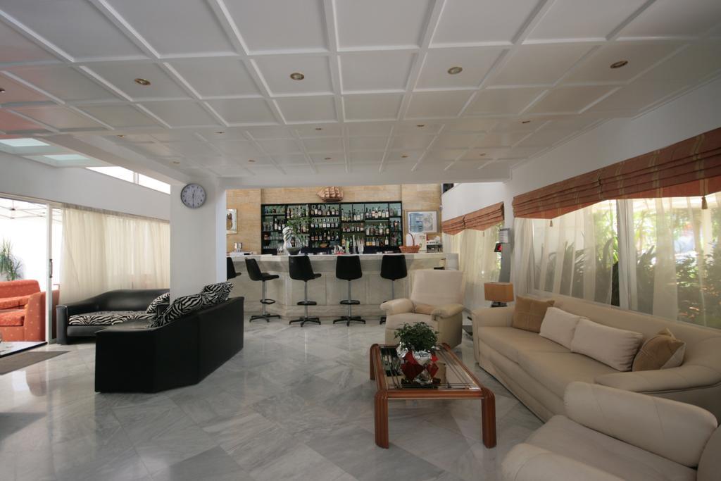 Liberty Hotel Ретимно Екстериор снимка