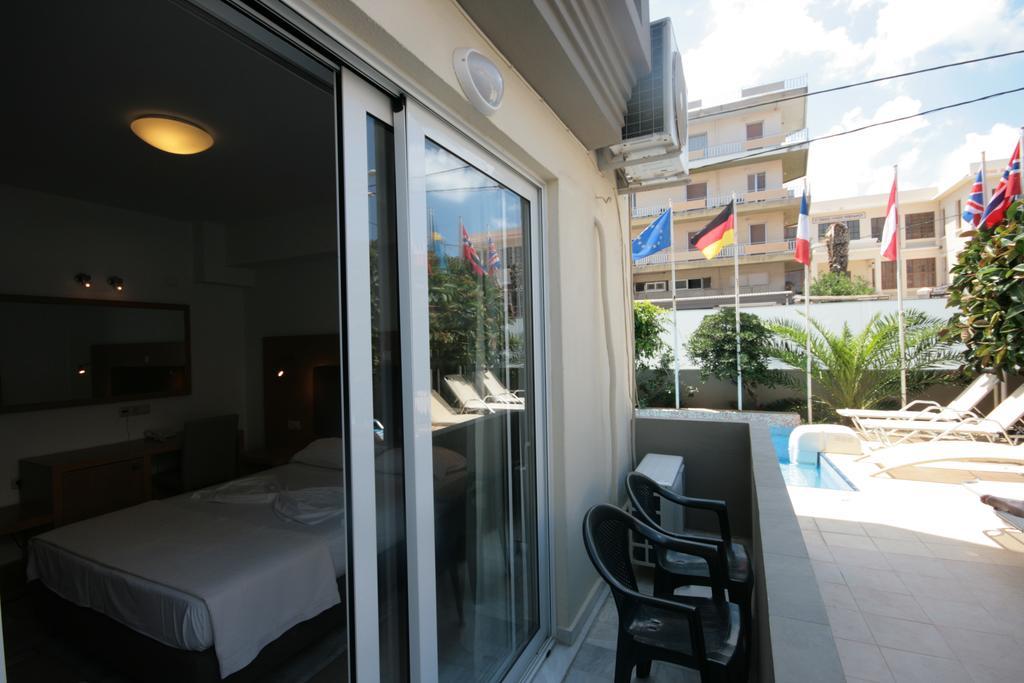 Liberty Hotel Ретимно Екстериор снимка